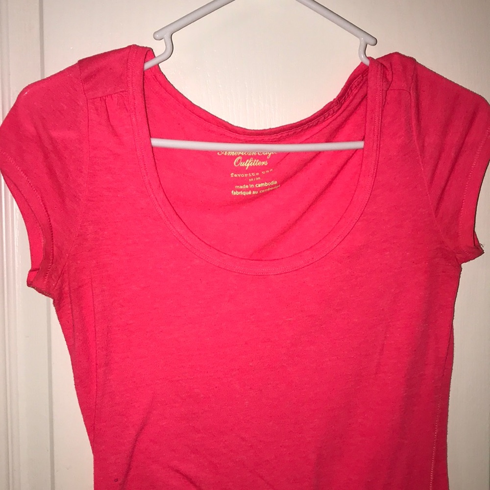 American eagle pink tee
